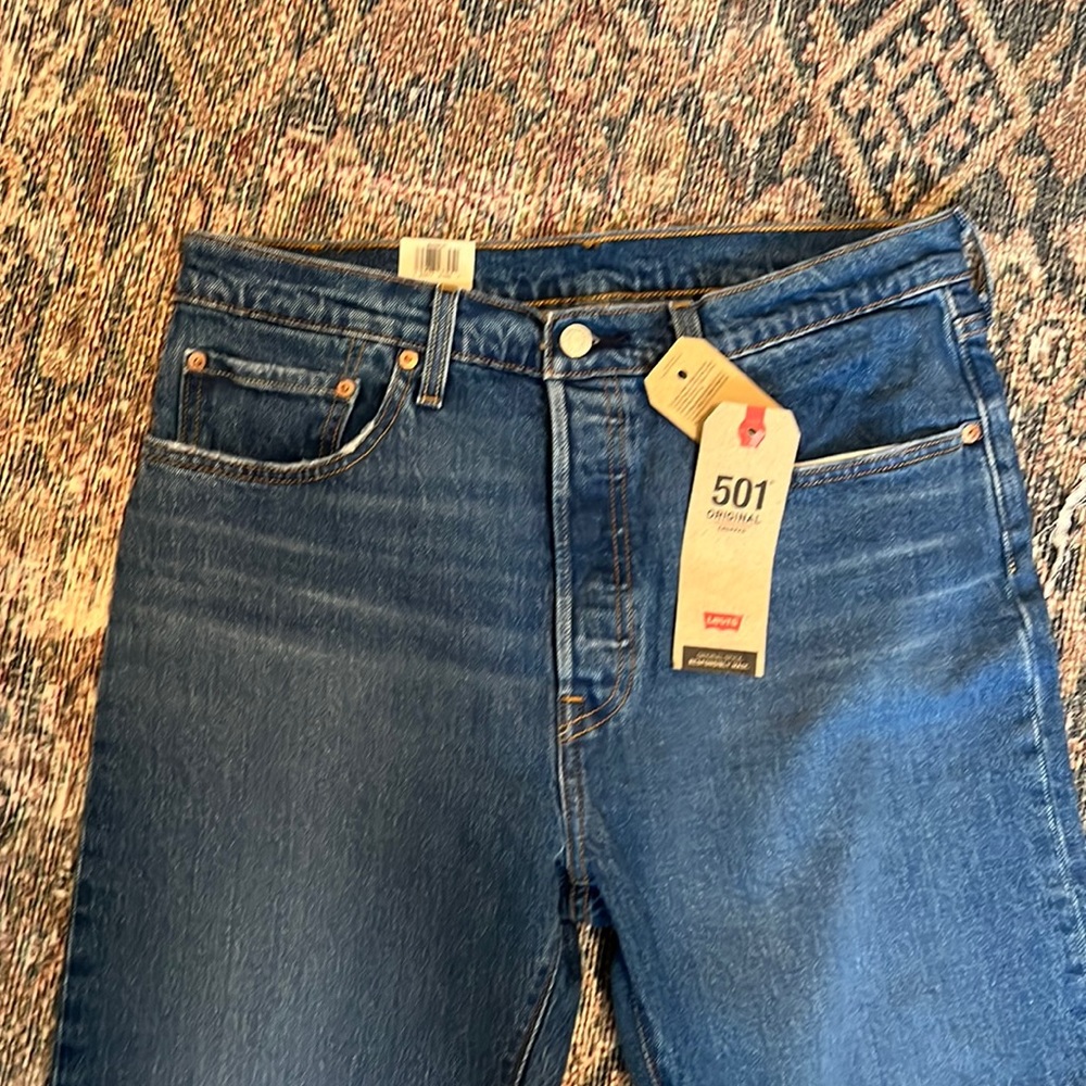 Levi’s cropped 501s